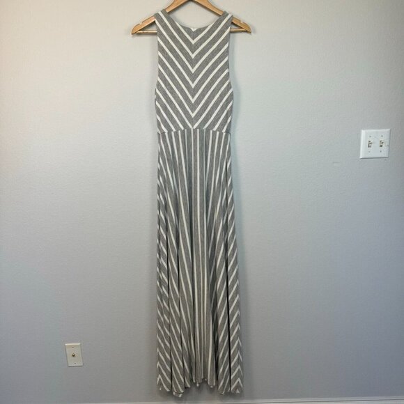 Athleta Dreamin Women's Maxi Dress Sleeveless Pullover Gray White Striped Medium - Picture 4 of 12